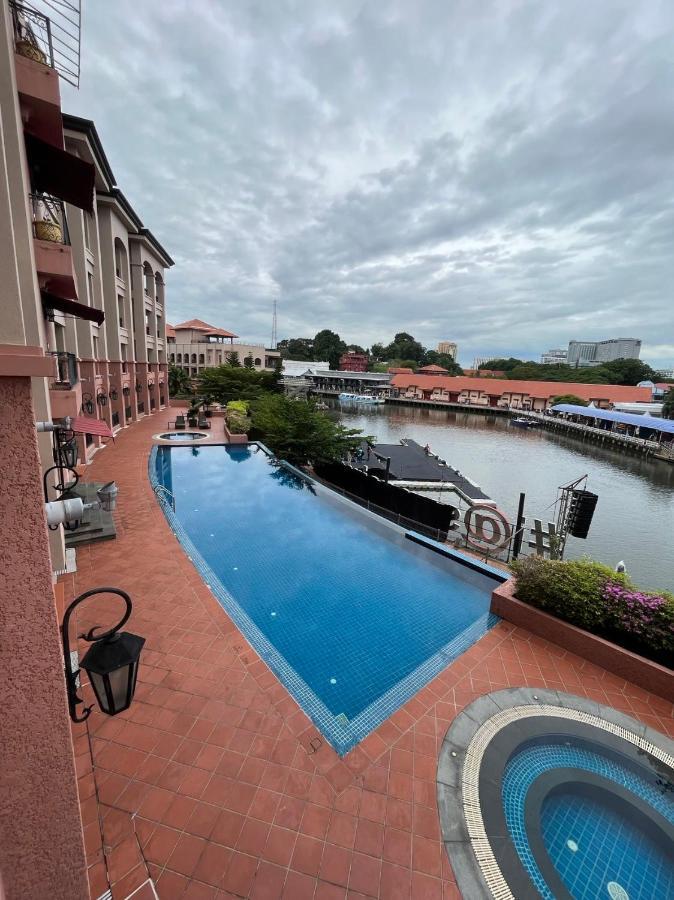 Casa Del Rio Residences Malacca Buitenkant foto